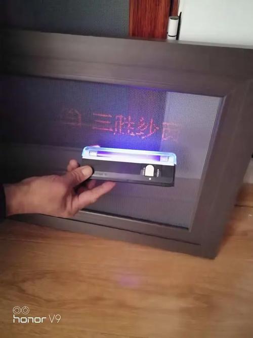 卡管家 值得信赖的工厂流水线生产，严把工艺关，不让一扇不合格产品流出